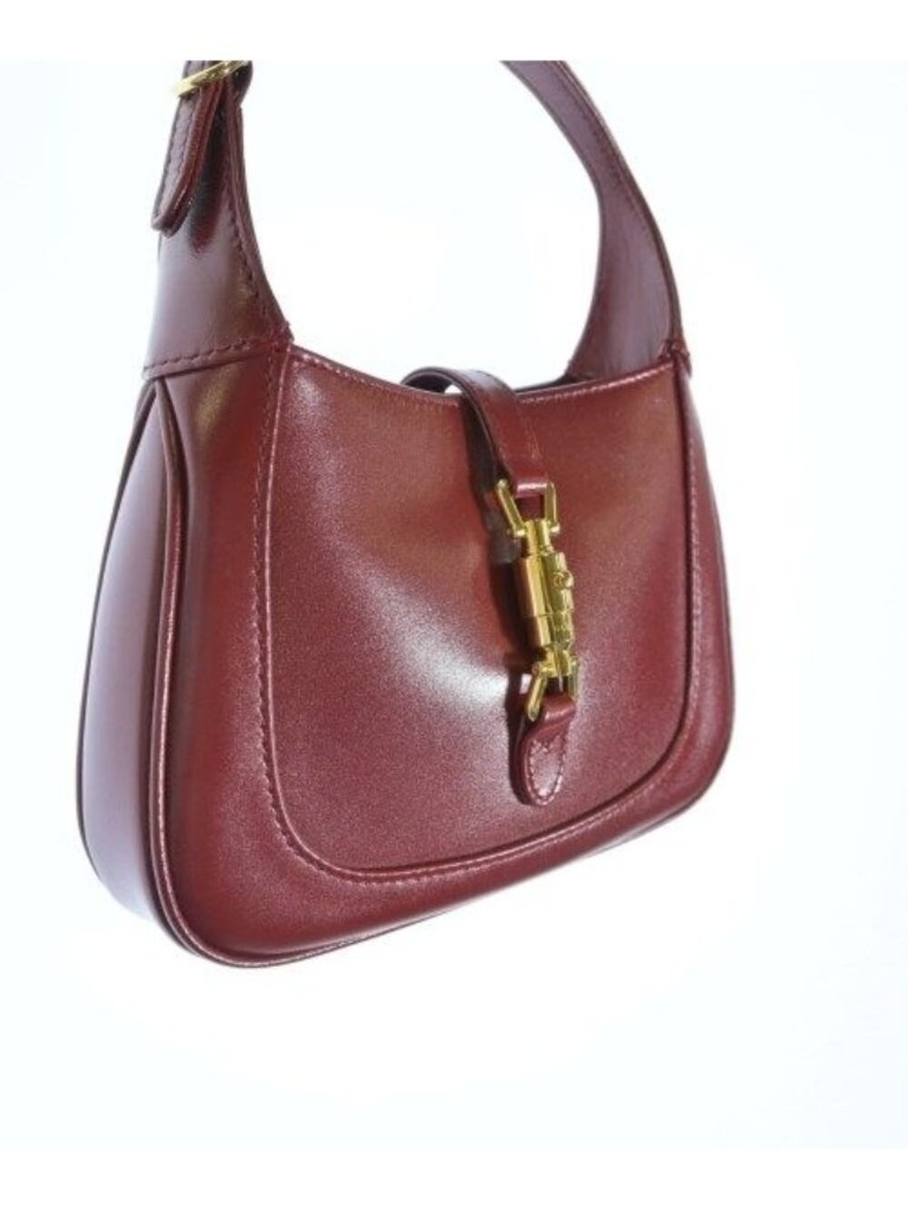 ★SOLD★ Gucci Handbag Red - Picture 7 of 10